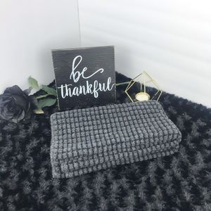 GAP Chunky Knit Neck Wrap